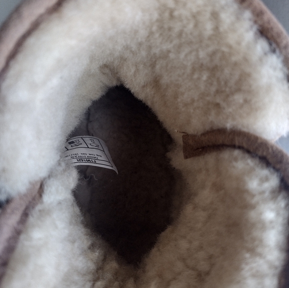 UGG Kristin Wedge Bootie size: 7.5 - Picture 12 of 15